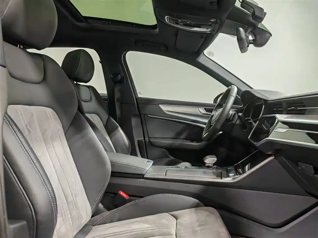 Audi A6L 2024 40 TFSI Luxury Dynamic Edition