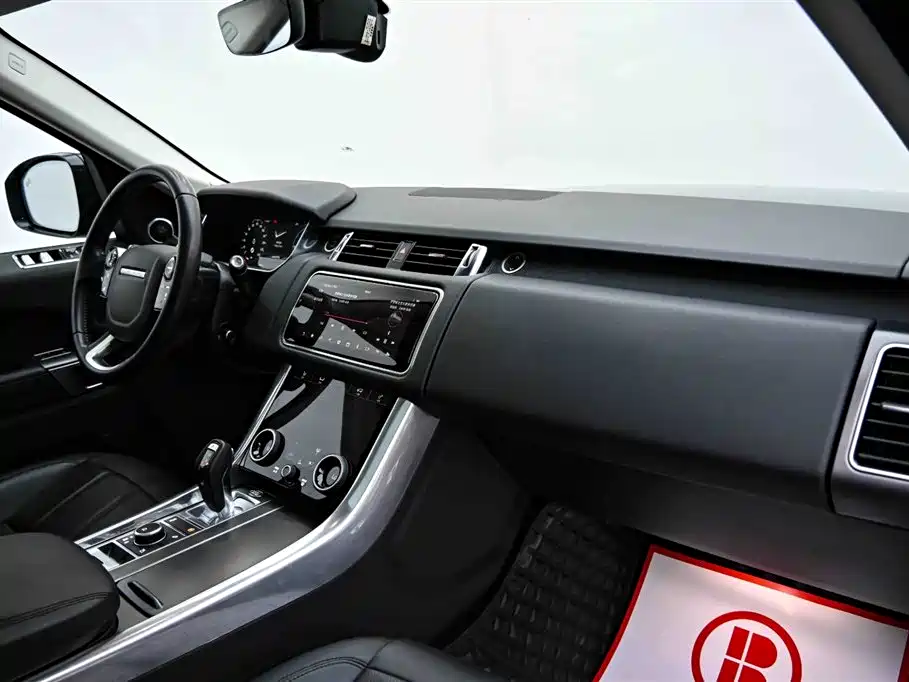 Range Rover Sport P400e SE 2020