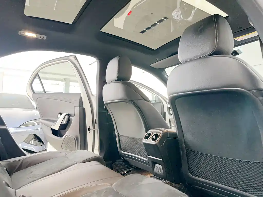Mercedes-Benz A-Class 2021 A 200 L Sport Sedan Fashion Edition