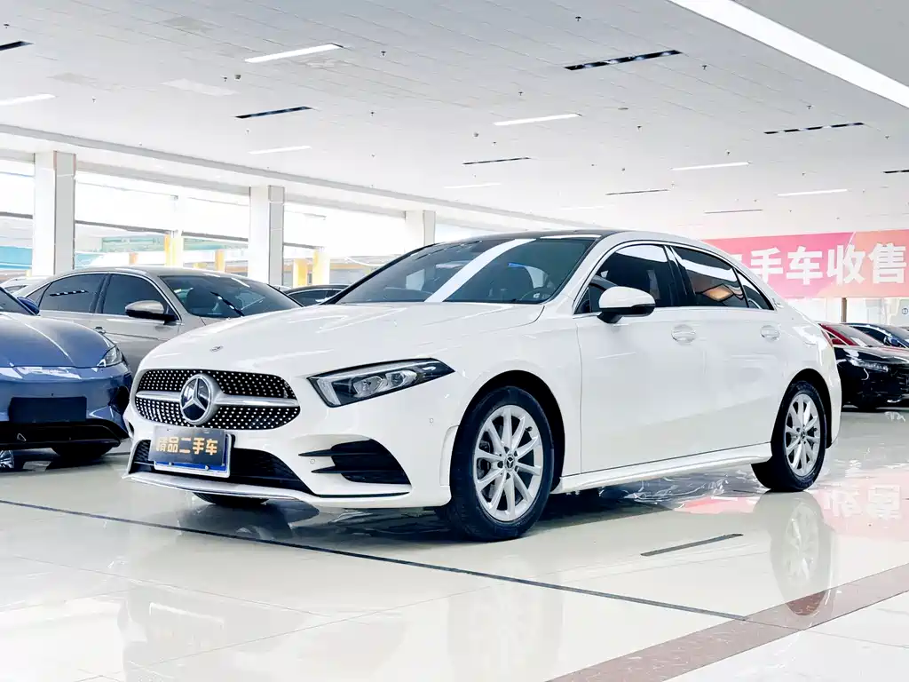 Mercedes-Benz A-Class 2021 A 200 L Sport Sedan Fashion Edition