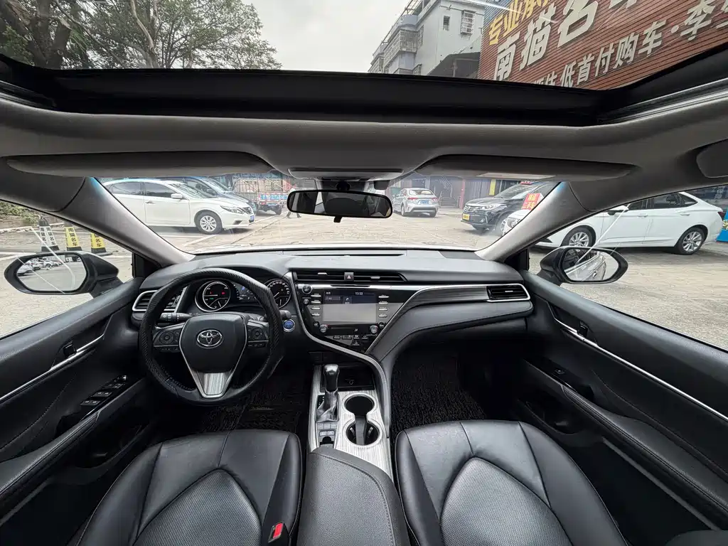 Camry 2018 Hybrid 2.5HG Luxury Edition