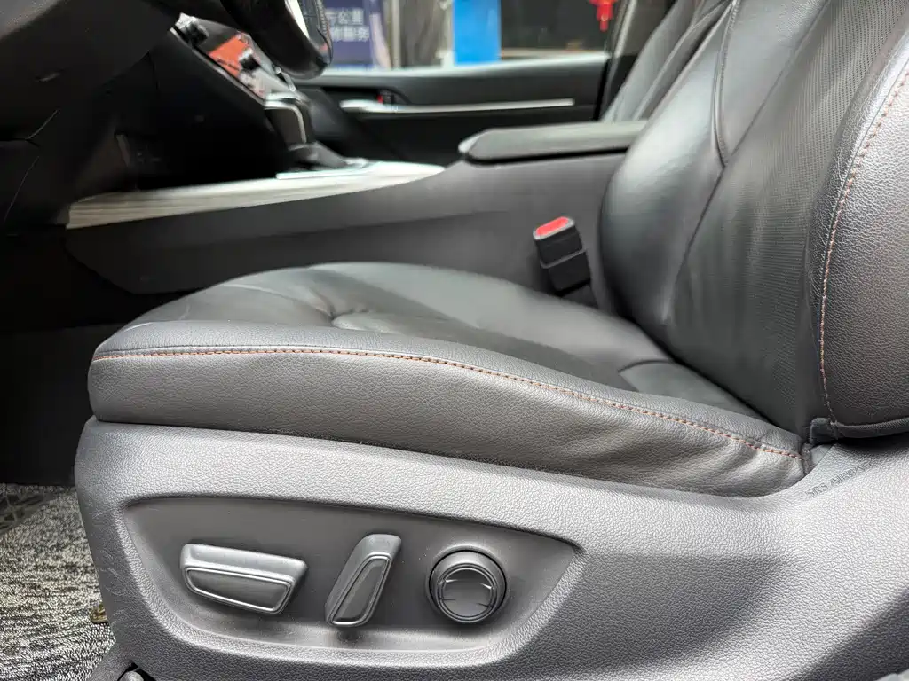Camry 2018 Hybrid 2.5HG Luxury Edition