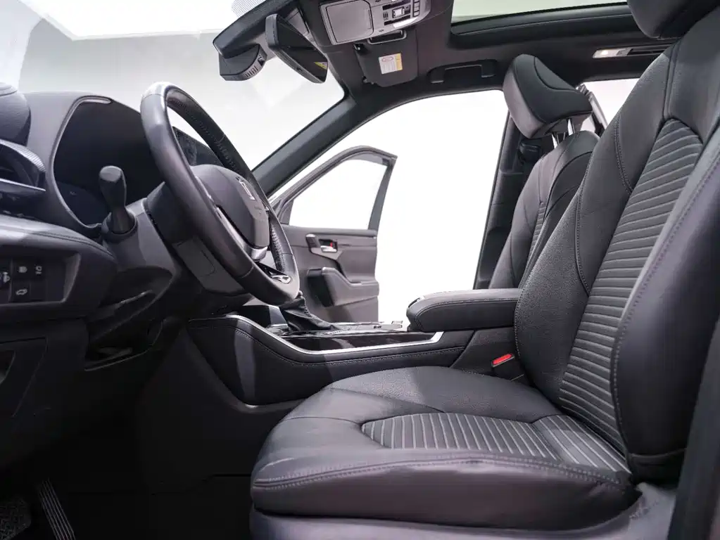Land Cruiser 2021 2.5L HEV 4WD尊贵版