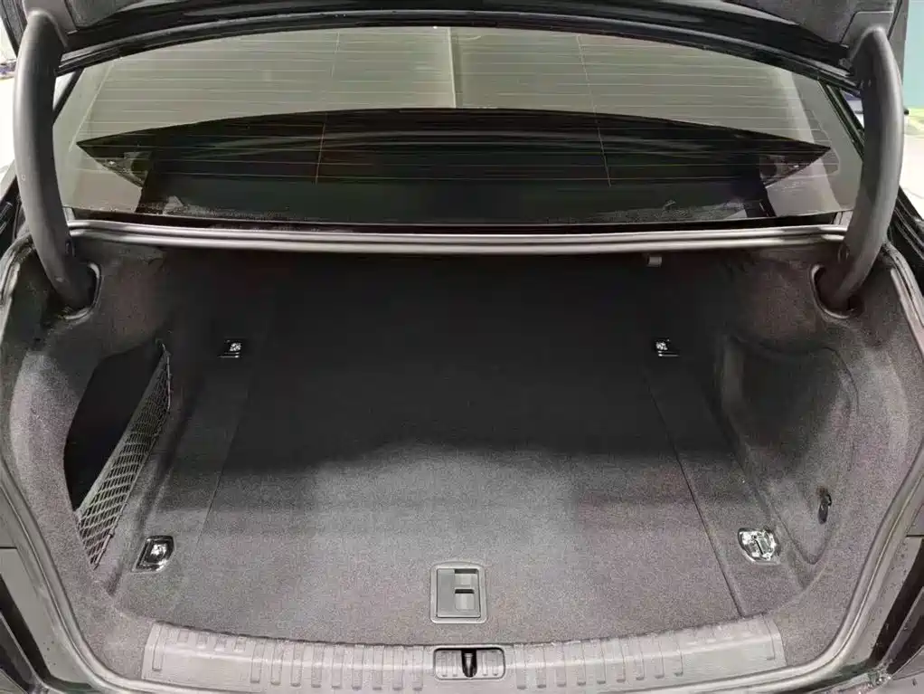 Audi A6L 2023 40 TFSI Luxury Dynamic Edition