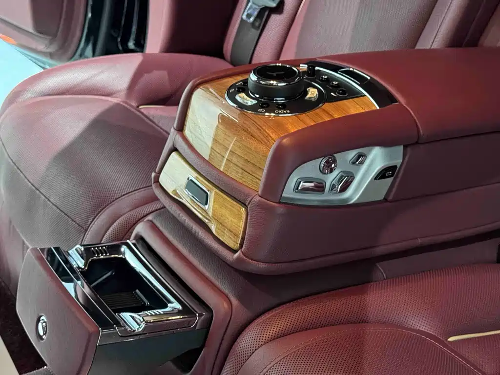 Rolls-Royce Phantom 2015 Series II Extended Wheelbase