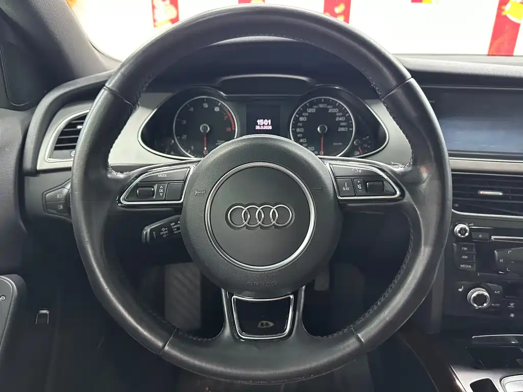 Audi A4L 2016 35 TFSI Prestige Edition S Line Comfort Version