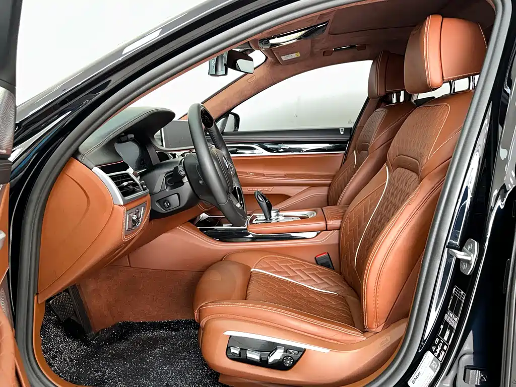 BMW 7 Series 2022 740Li xDrive Executive Luxury Package