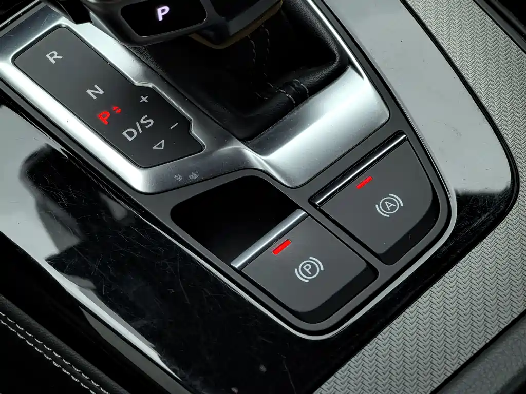 Audi Q5L Sportback 2022 Facelift 40 TFSI Luxury Edition