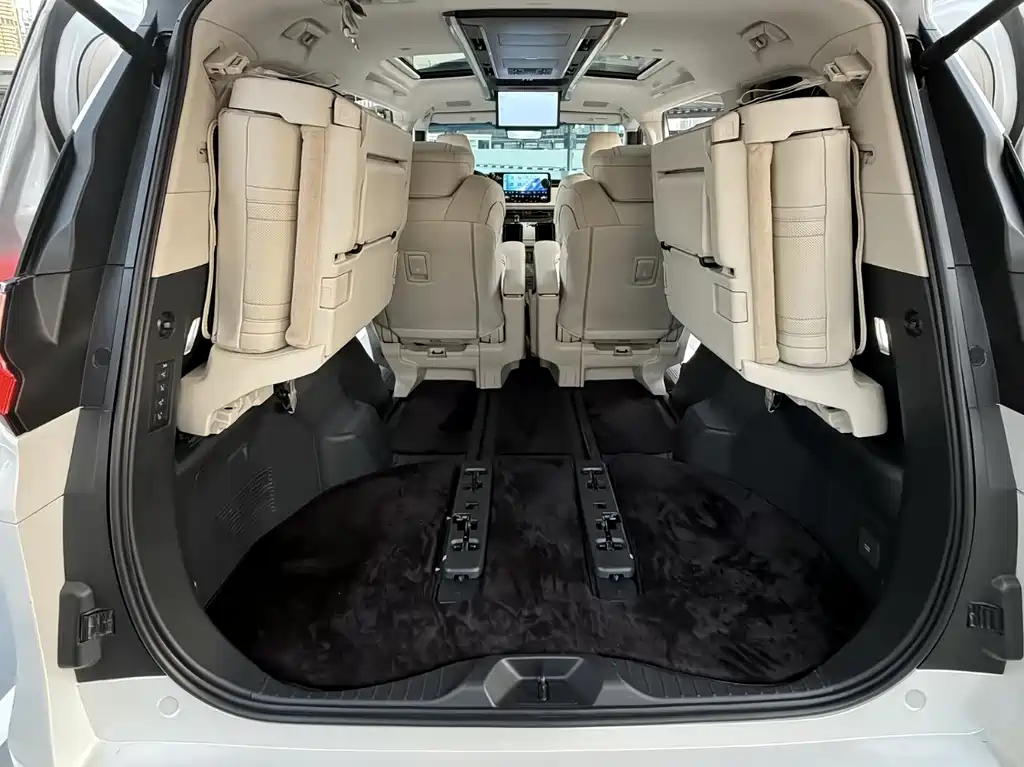 Lexus LM 2025 350h 7-Seat Elegance Edition