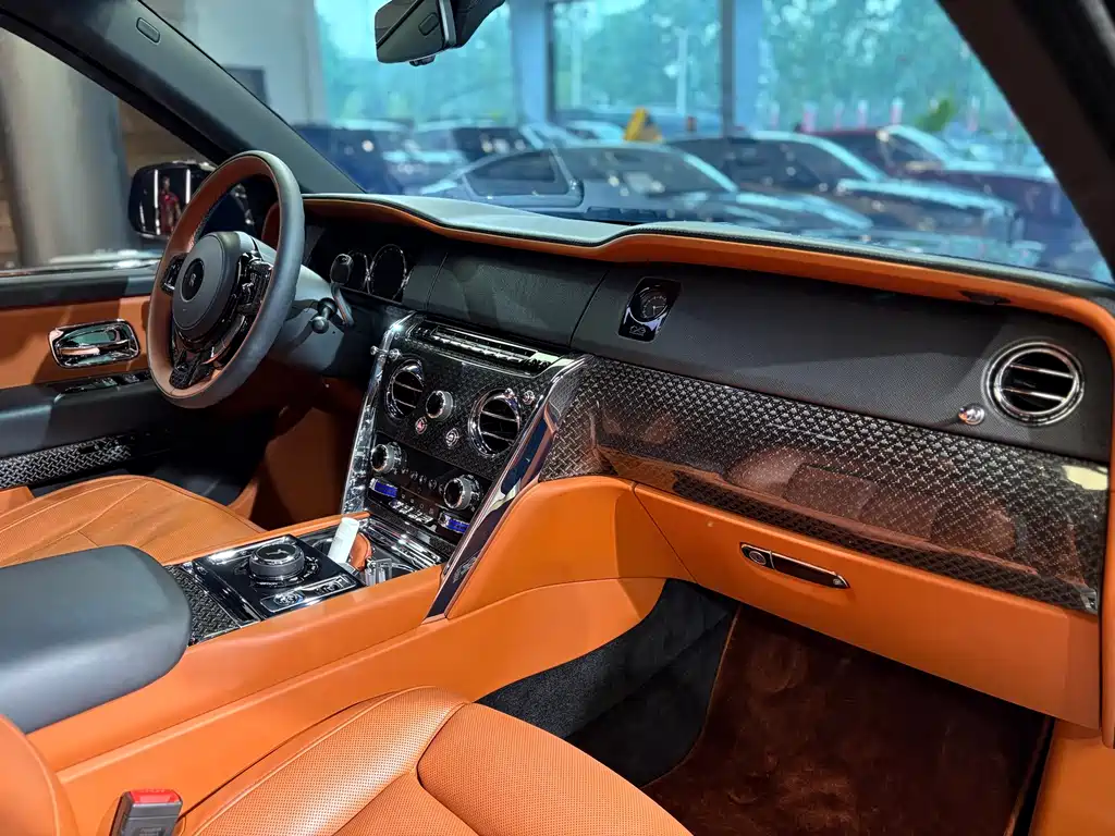 Cullinan 2018 4-seater Edition