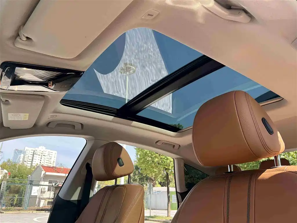BMW 6 Series GT 2018 630i Luxury Design Package