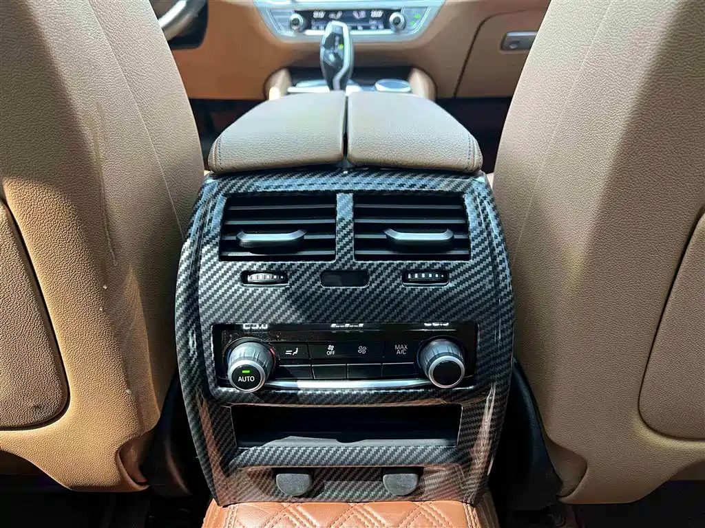 BMW 6 Series GT 2018 630i Luxury Design Package