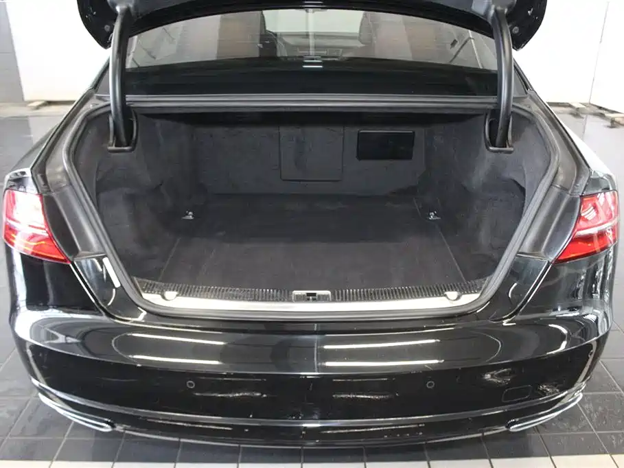 Audi A8 2017 model A8L 45 TFSI quattro comfort edition