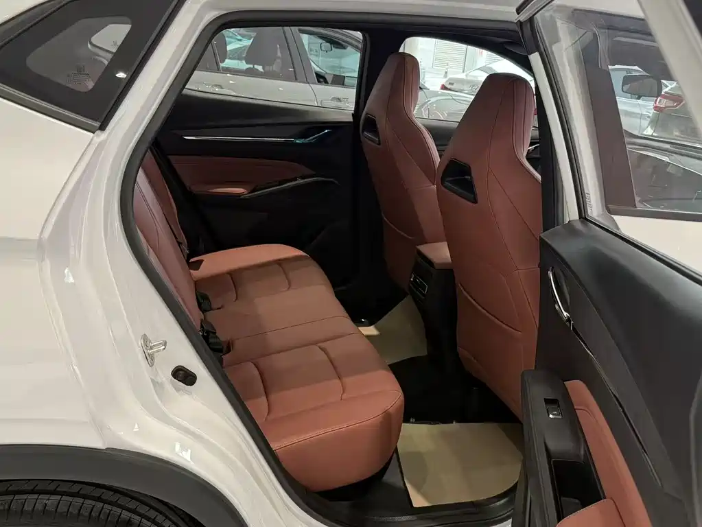 Chang'an X5 PLUS 2025 Edition 1.5T DCT Surpass Version
