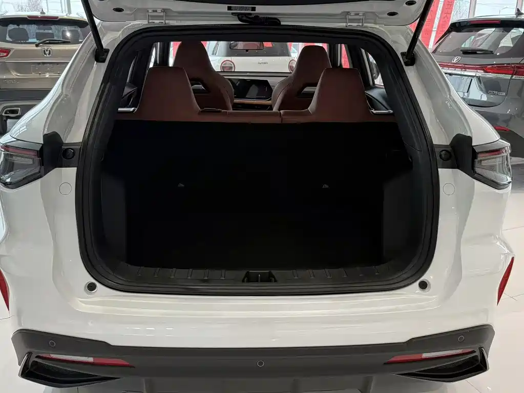 Chang'an X5 PLUS 2025 Edition 1.5T DCT Surpass Version