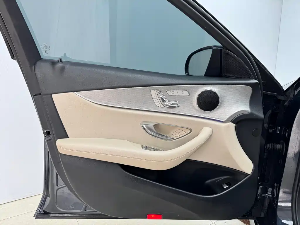 Mercedes E-Class 2017 model E 300 Sporty