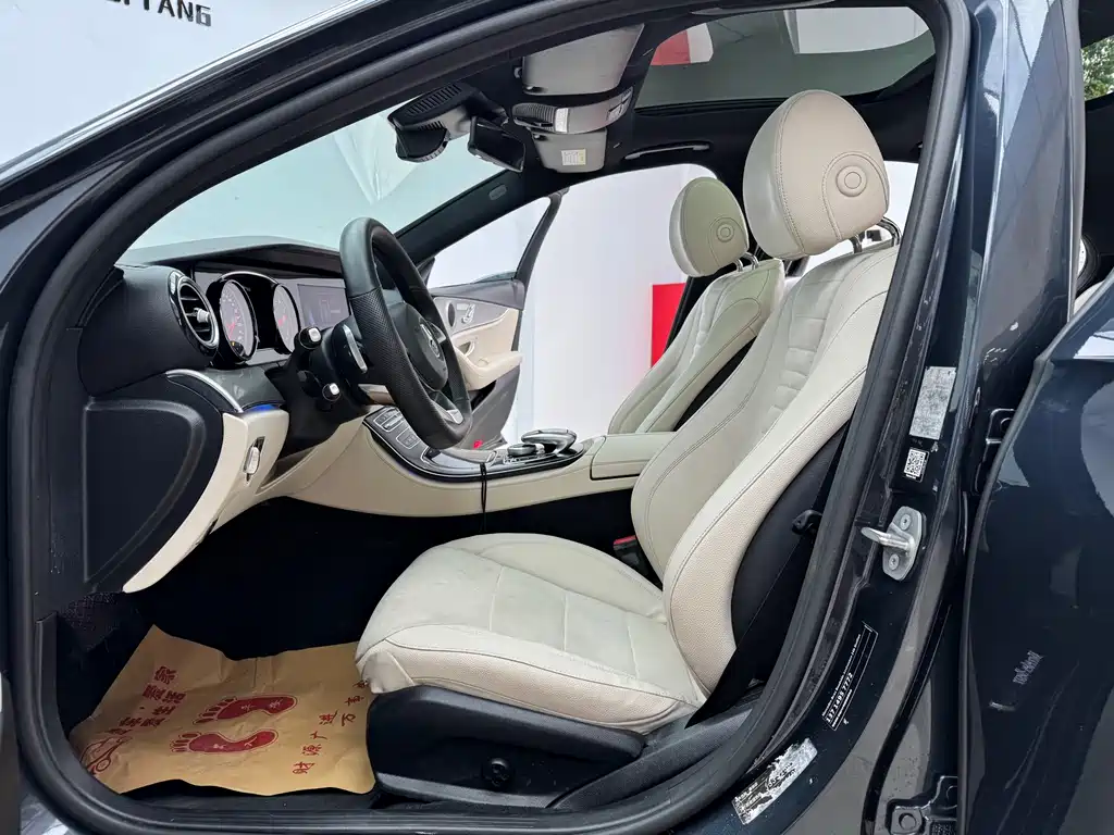 Mercedes E-Class 2017 model E 300 Sporty