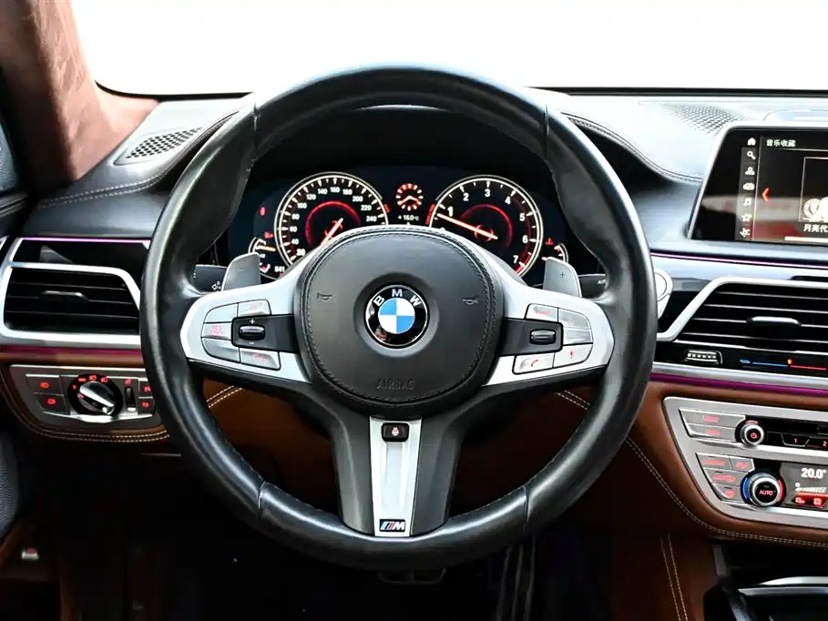 BMW 7 Series 2018 740Li xDrive Excellence Edition M Sport Package