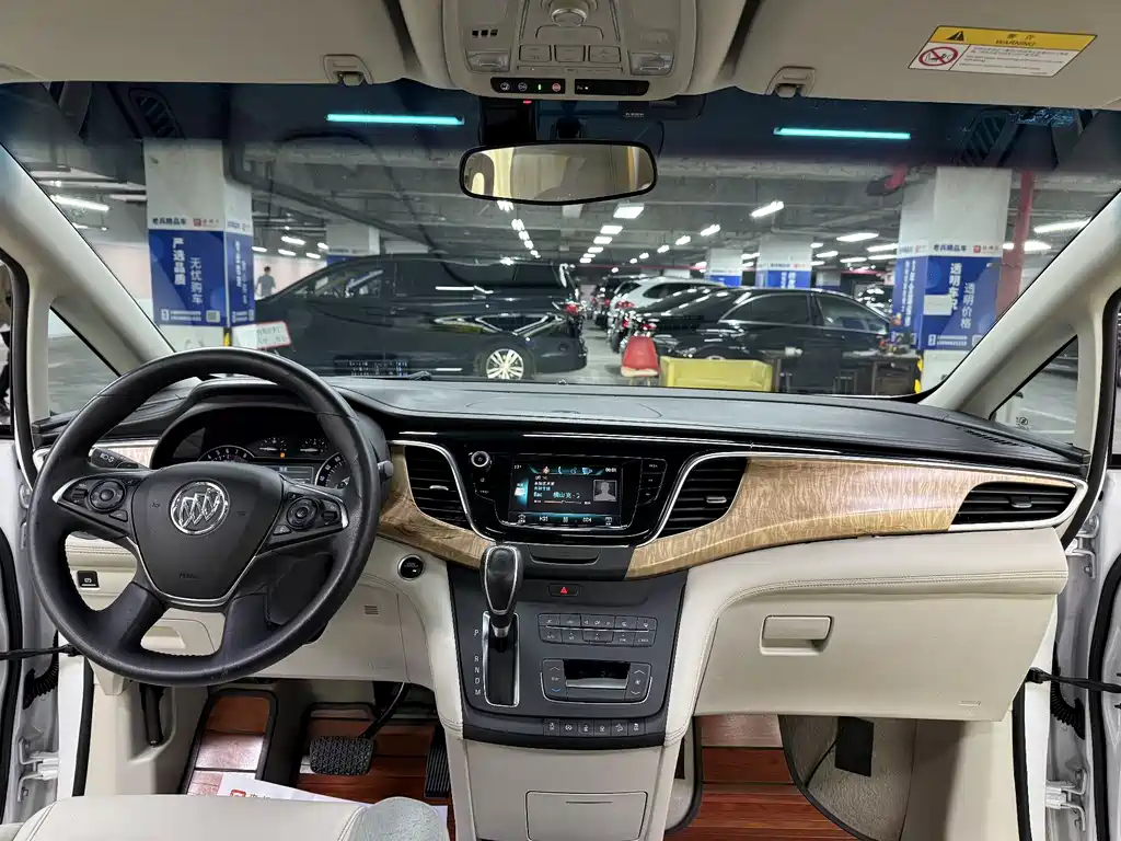 Buick GL8 2017 ES 28T Comfort Edition National V
