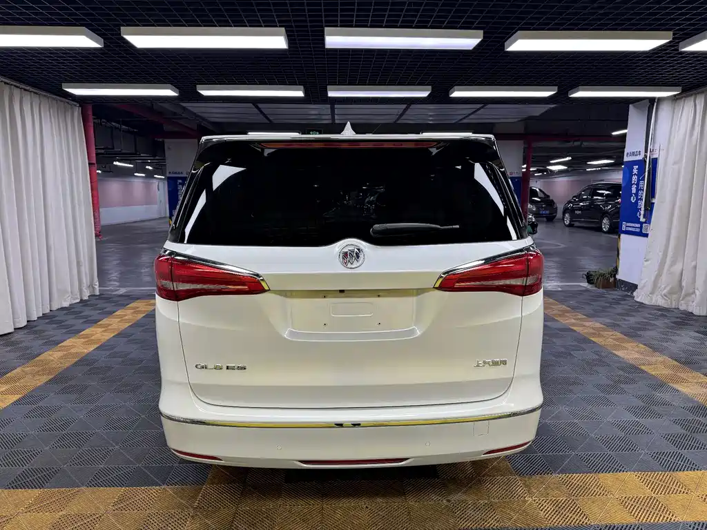 Buick GL8 2017 ES 28T Comfort Edition National V