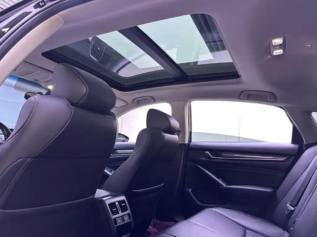 Accord 2022 260TURBO Phantom Night·Resplendent Edition