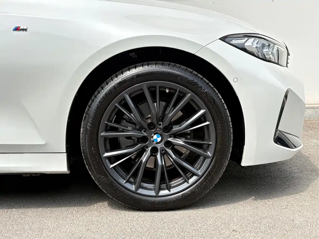 BMW 3 Series 2024 325Li M Sport Nightshade Package