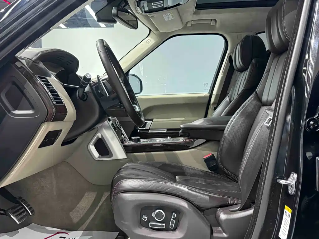 Range Rover 2016 5.0 SC V8 AB Executive Long Version