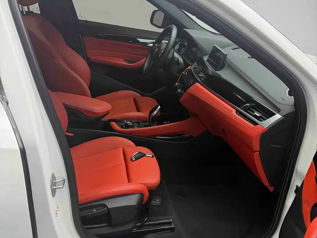 BMW X2 2020 sDrive25i Leading Edition M Sport Package