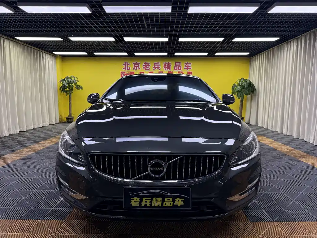 Volvo S60 2018 S60L T4 Smart Vision 2018 Edition