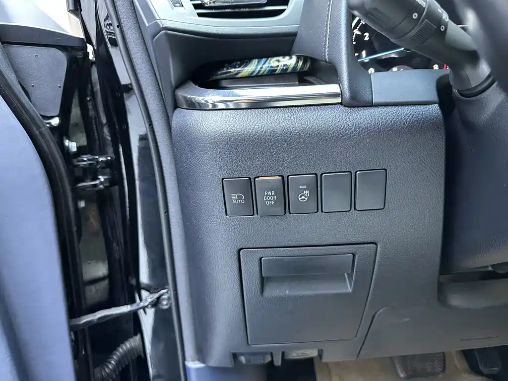 Alphard 2018 3.5L Luxury Edition