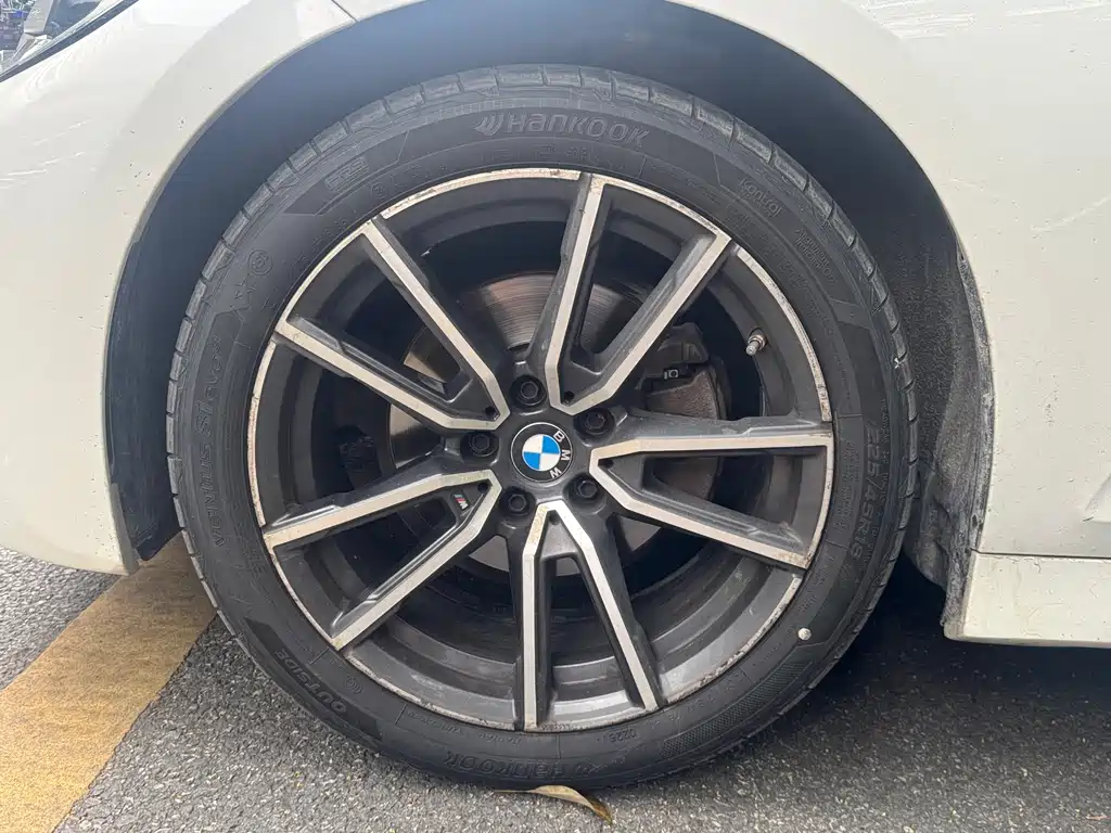 BMW 3 Series 2022 325Li M Sport Package