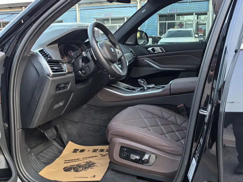 BMW X5 2022 Facelift xDrive 40Li M Sport Package