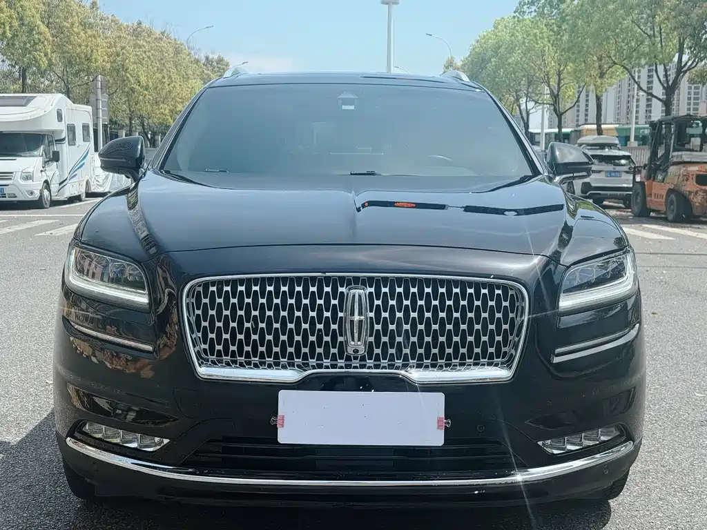 Navigator 2022 2.7T AWD Premium Edition