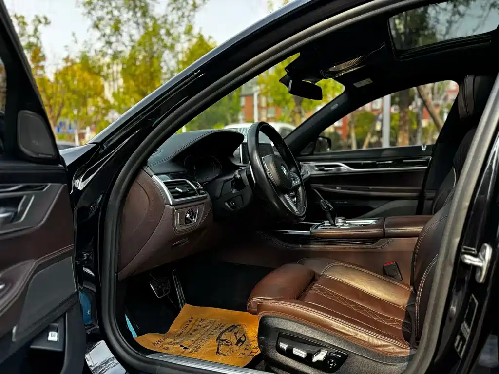 BMW 7 Series 2019 Model Facelift 730Li M Sport Package