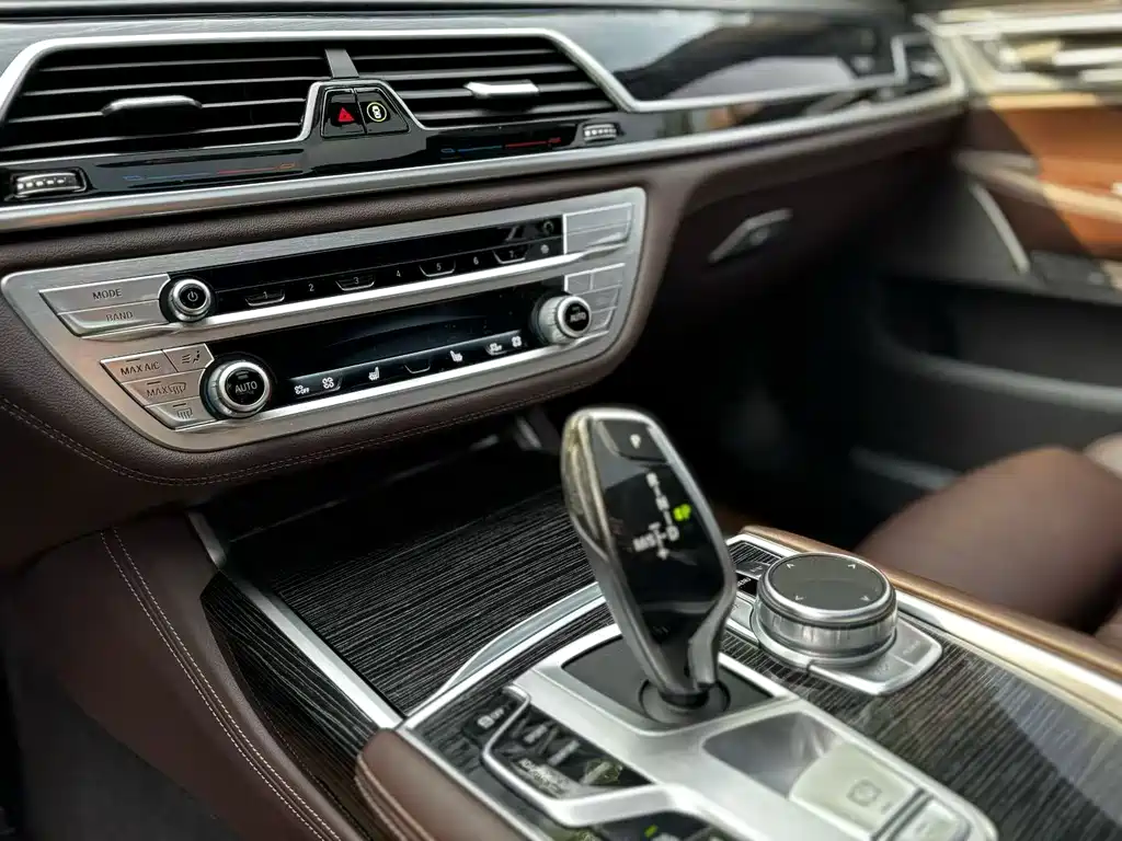 BMW 7 Series 2019 Model Facelift 730Li M Sport Package