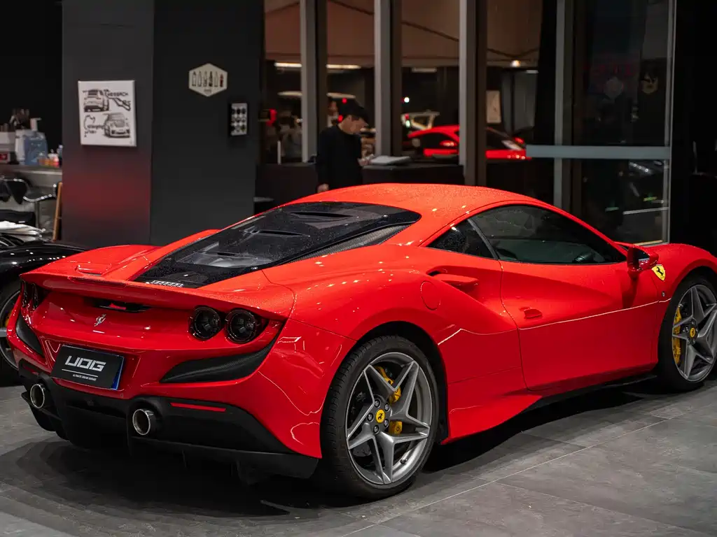 Ferrari F8 2019 Tributo 3.9T V8