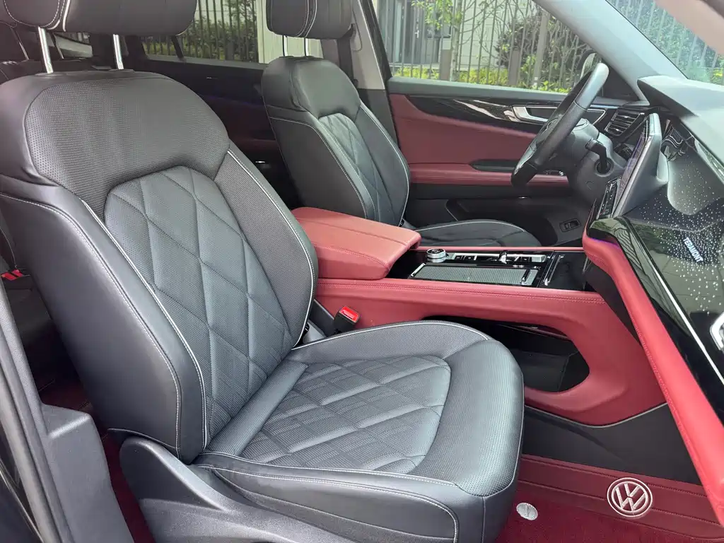 Tongyi 2024 Model 380TSI 4x4 Prestige Luxury Edition