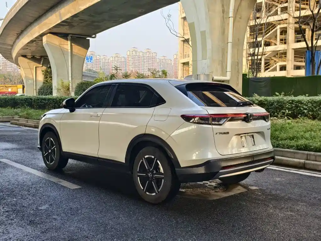 Vezel 2023 1.5L CVT Pioneer Edition