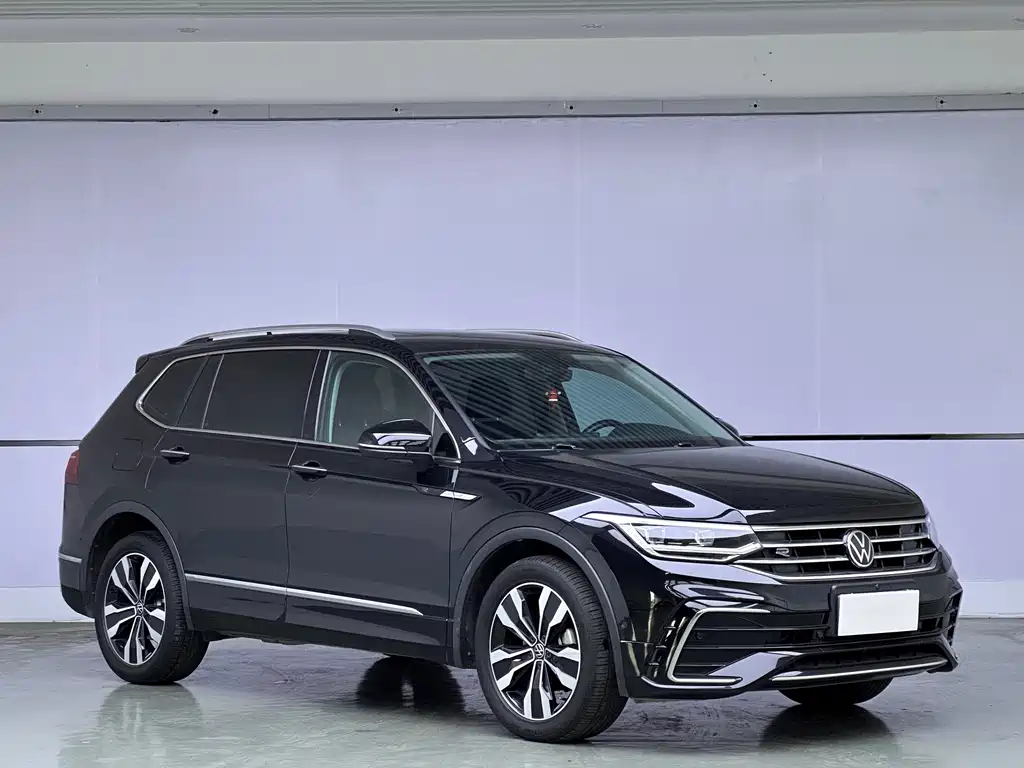 Tiguan L 2024 330 TSI Automatic Two-Wheel Drive R-Line Enjoyment Edition