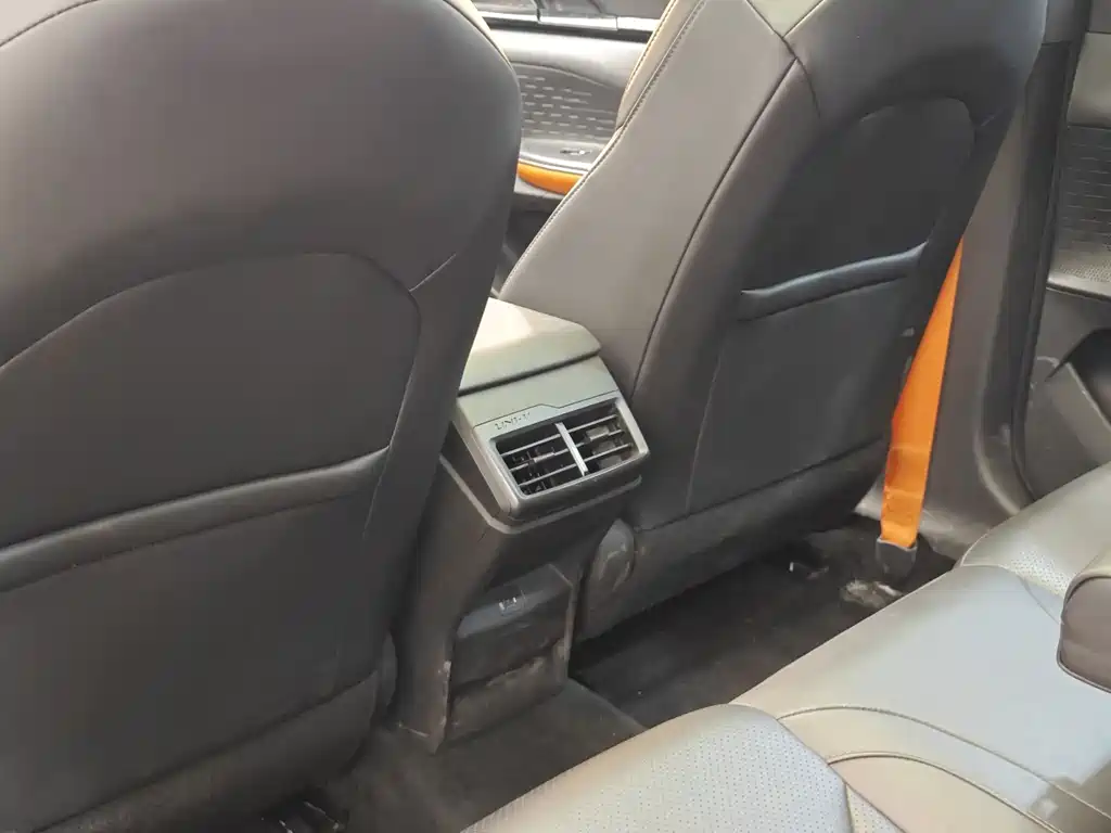 Changan UNI-V 2022 Model 1.5T Smart Navigation Edition