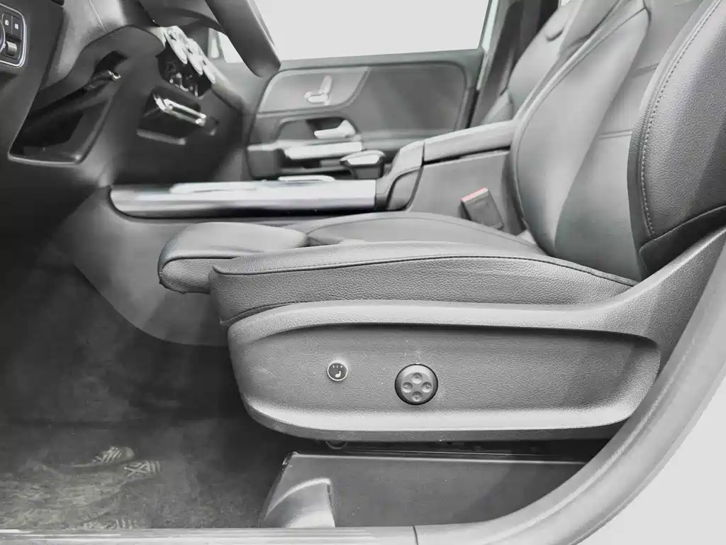 Mercedes-Benz GLA 2023 GLA 220