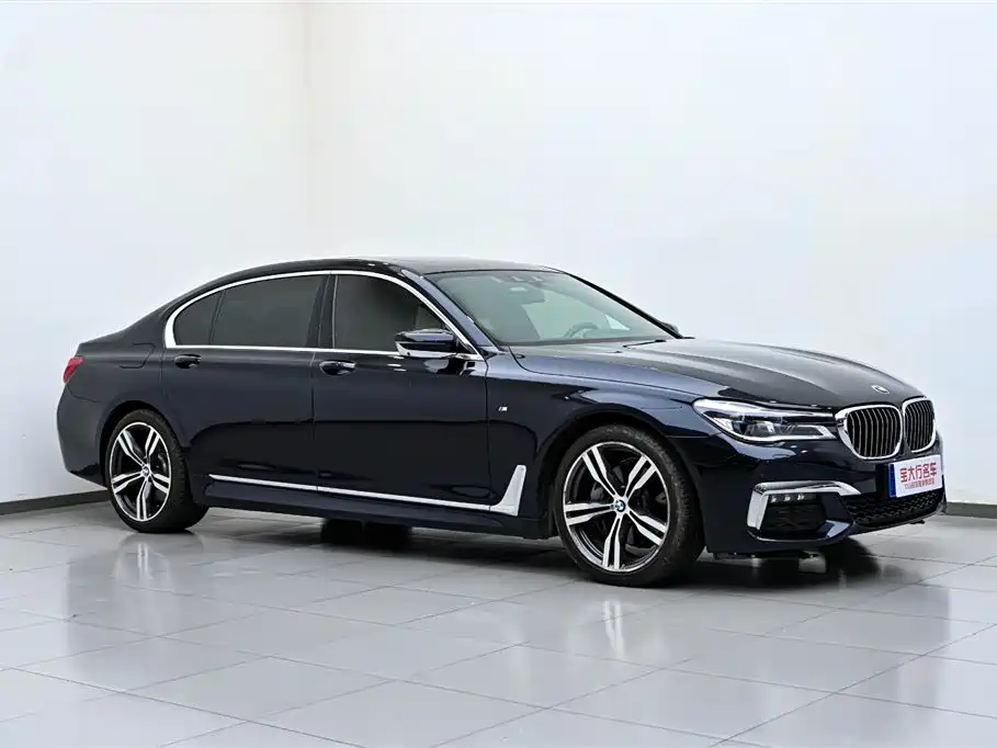 BMW 7 Series 2018 740Li xDrive Luxury Edition M Sport Package