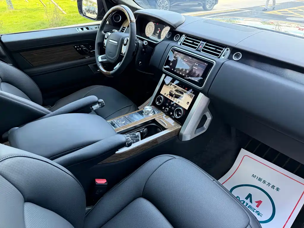 Range Rover 2019 3.0 SC V6 Long Wheelbase Edition