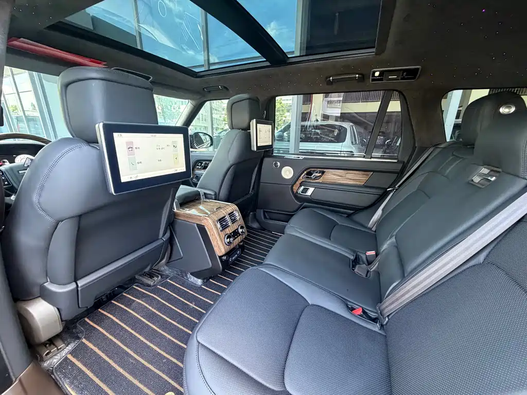 Range Rover 2019 3.0 SC V6 Long Wheelbase Edition