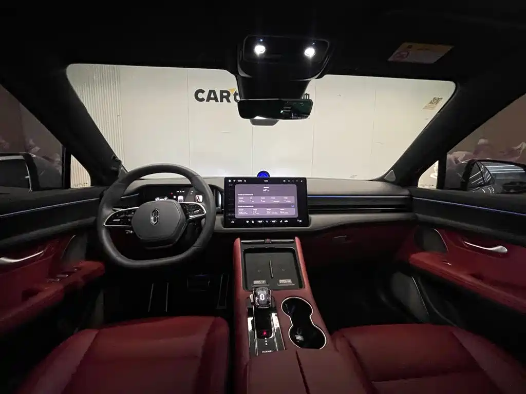 SUV M5 2024 Edition Range-Extended Max RS All-Wheel Drive High-End Intelligent Driving Version