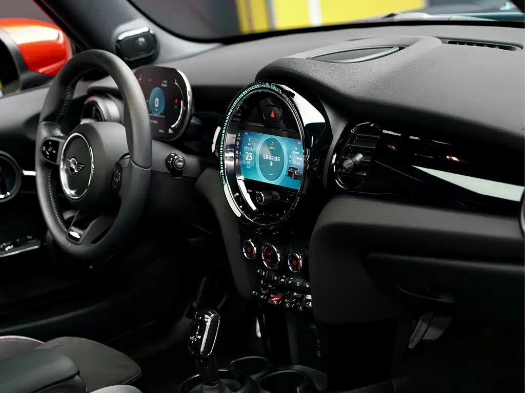 2023 MINI Cooper S Racing Driver Edition