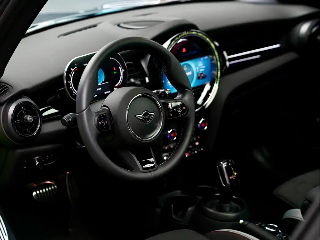 2023 MINI Cooper S Racing Driver Edition