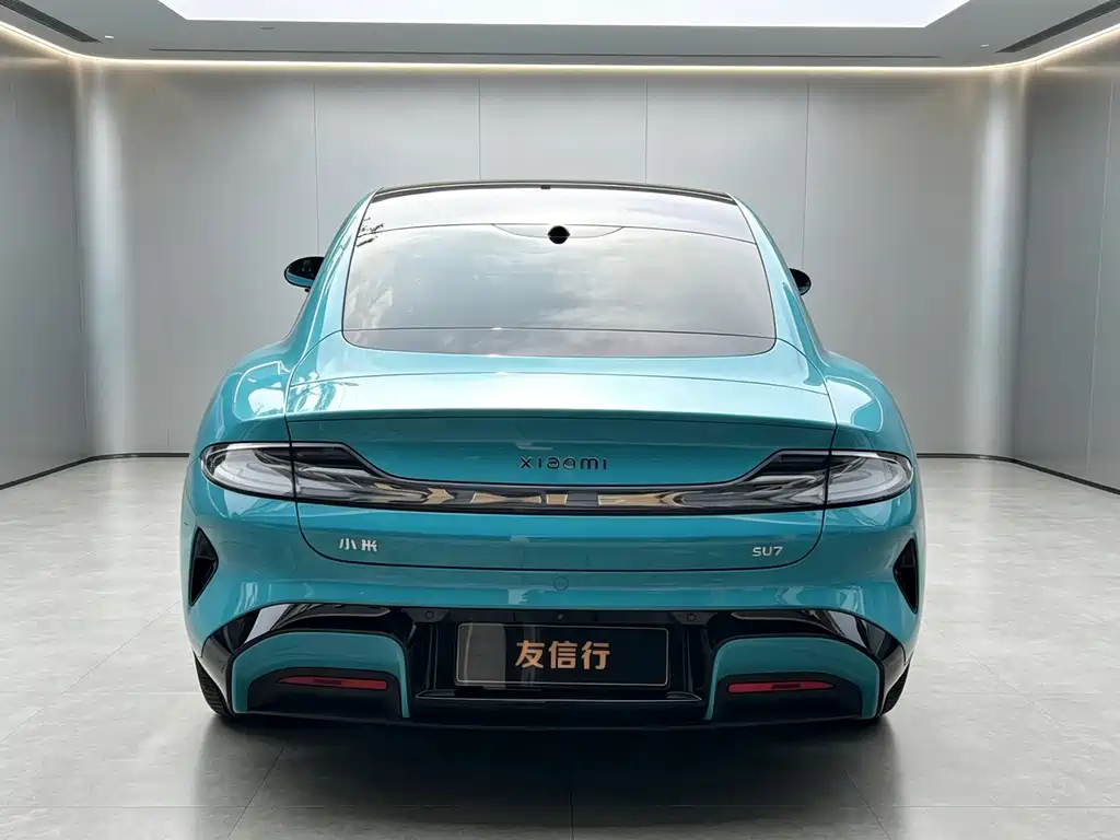  SU7