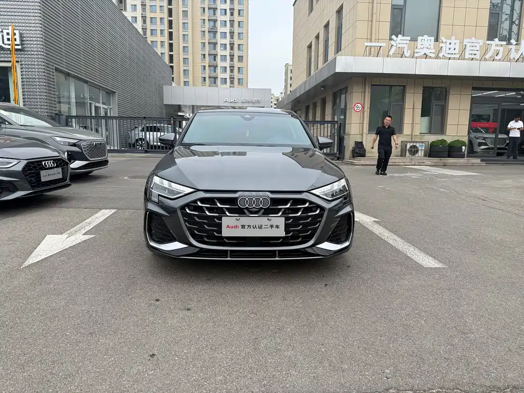 Audi A3 2025 model A3L Limousine 35 TFSI Prestige Edition