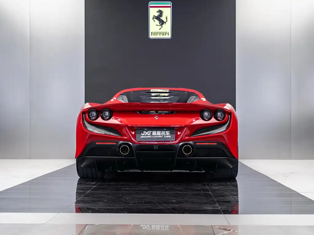 Ferrari F8 2019 Tributo 3.9T V8